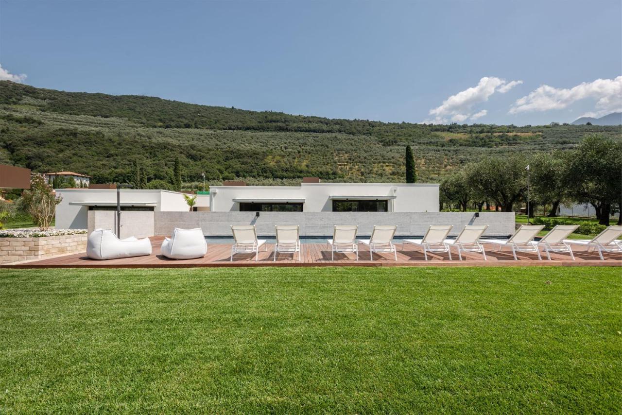 OLEEVA Garda Living Bed and Breakfast Riva del Garda Exteriör bild